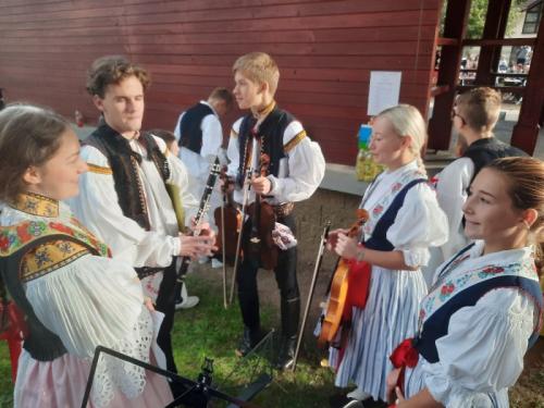 Mezinárodní festival dětských folklórních souborů Písní a tancem